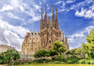 Architecting Your Vision: An image of the Sagrada Familia in Barcelona